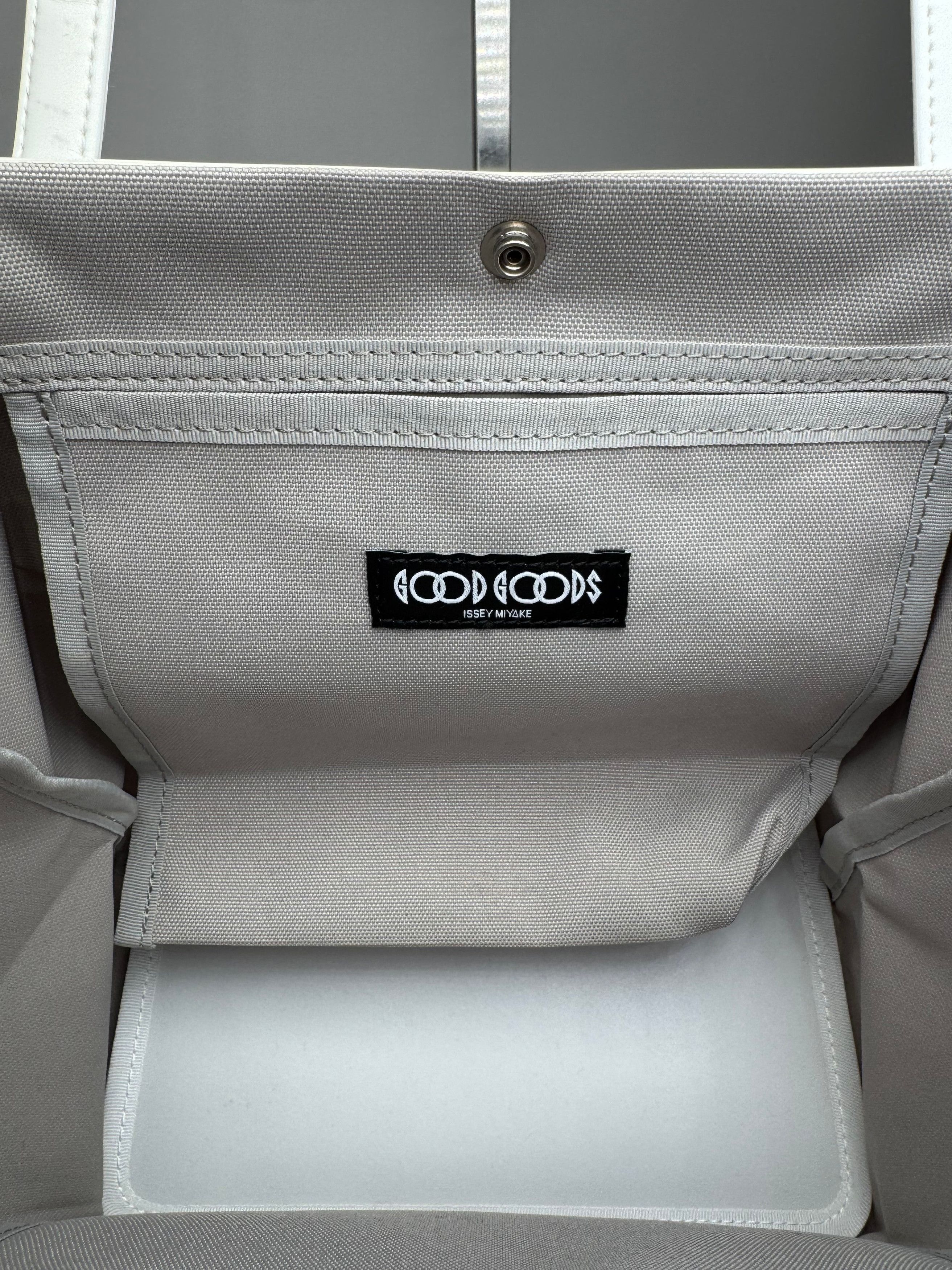 Issey Miyake Vintage Leather Canvas 2Way Bag Silver White Size ONE SIZE - 5 Thumbnail