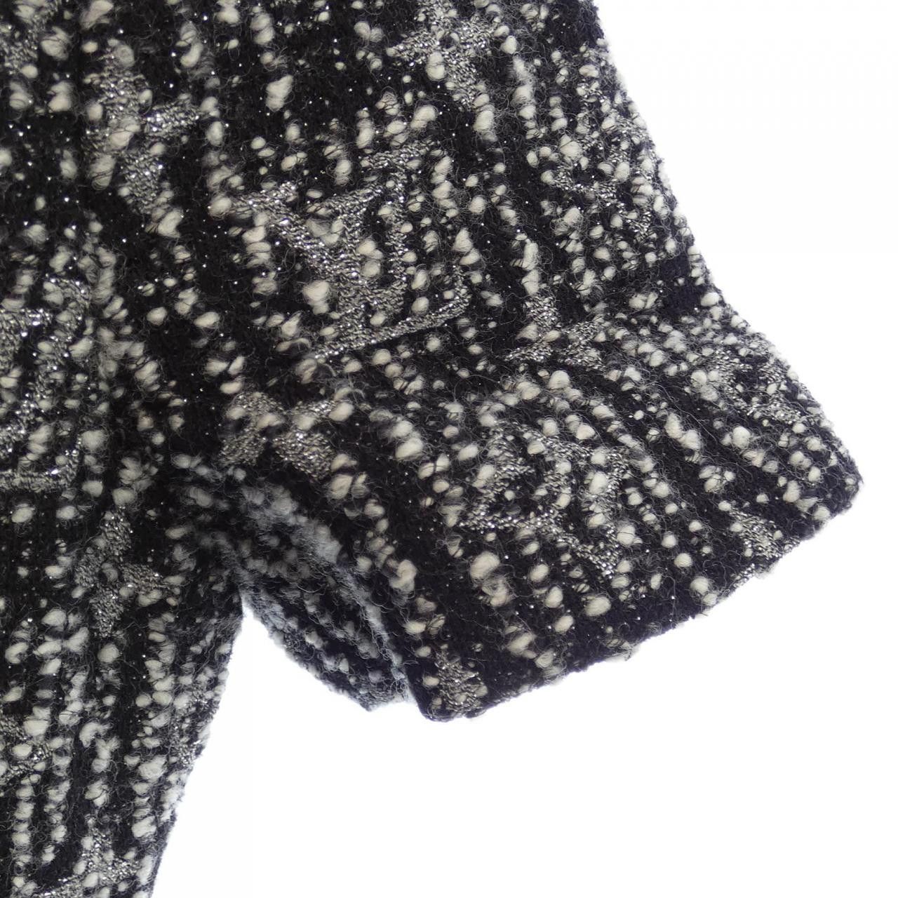 Louis Vuitton Louis Vuitton Louis Vuitton FKDR38ZPA Dress Others Dresses FKDR38ZPA DUTY FREE for USA Size ONE SIZE - 7 Thumbnail