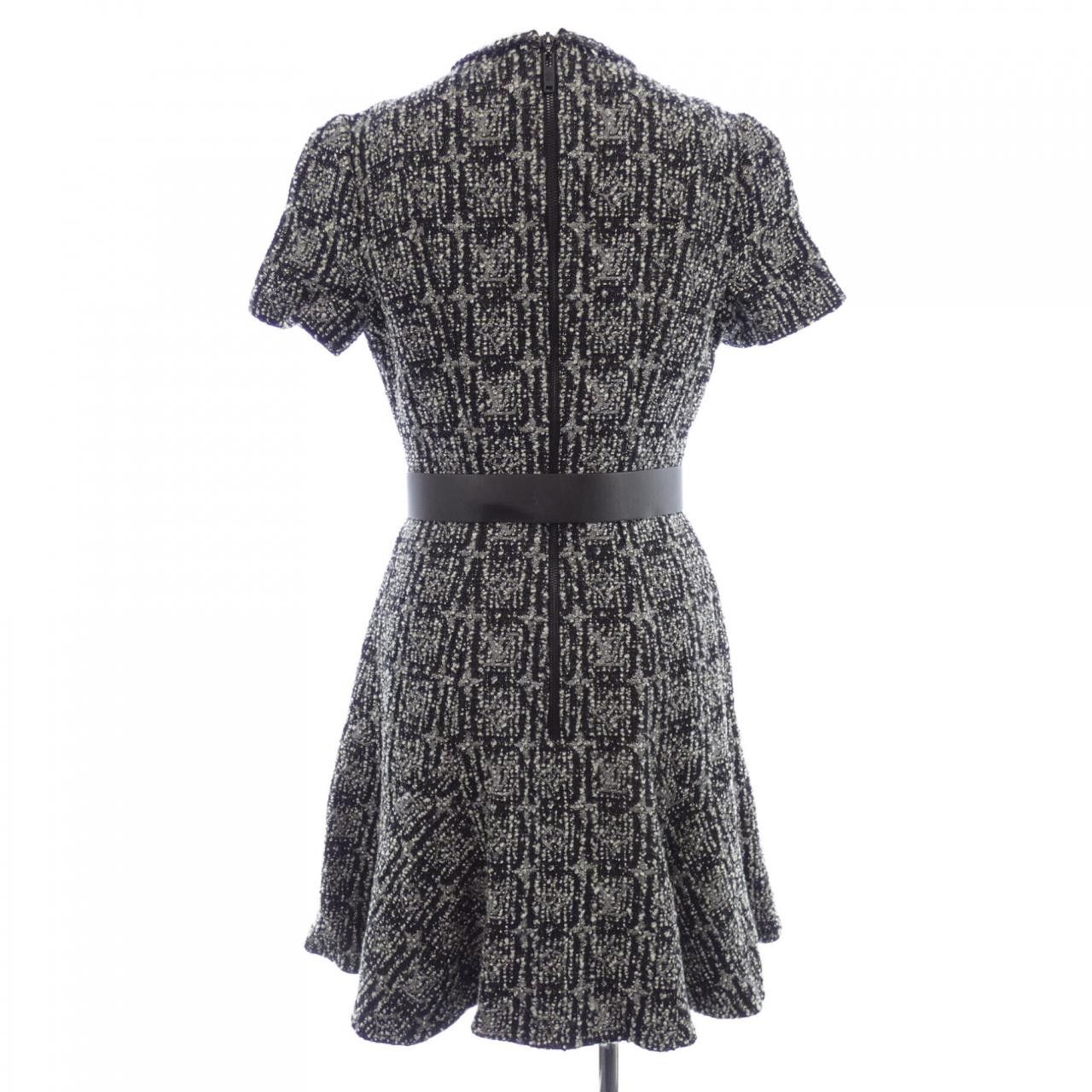 Louis Vuitton Louis Vuitton Louis Vuitton FKDR38ZPA Dress Others Dresses FKDR38ZPA DUTY FREE for USA Size ONE SIZE - 2 Thumbnail