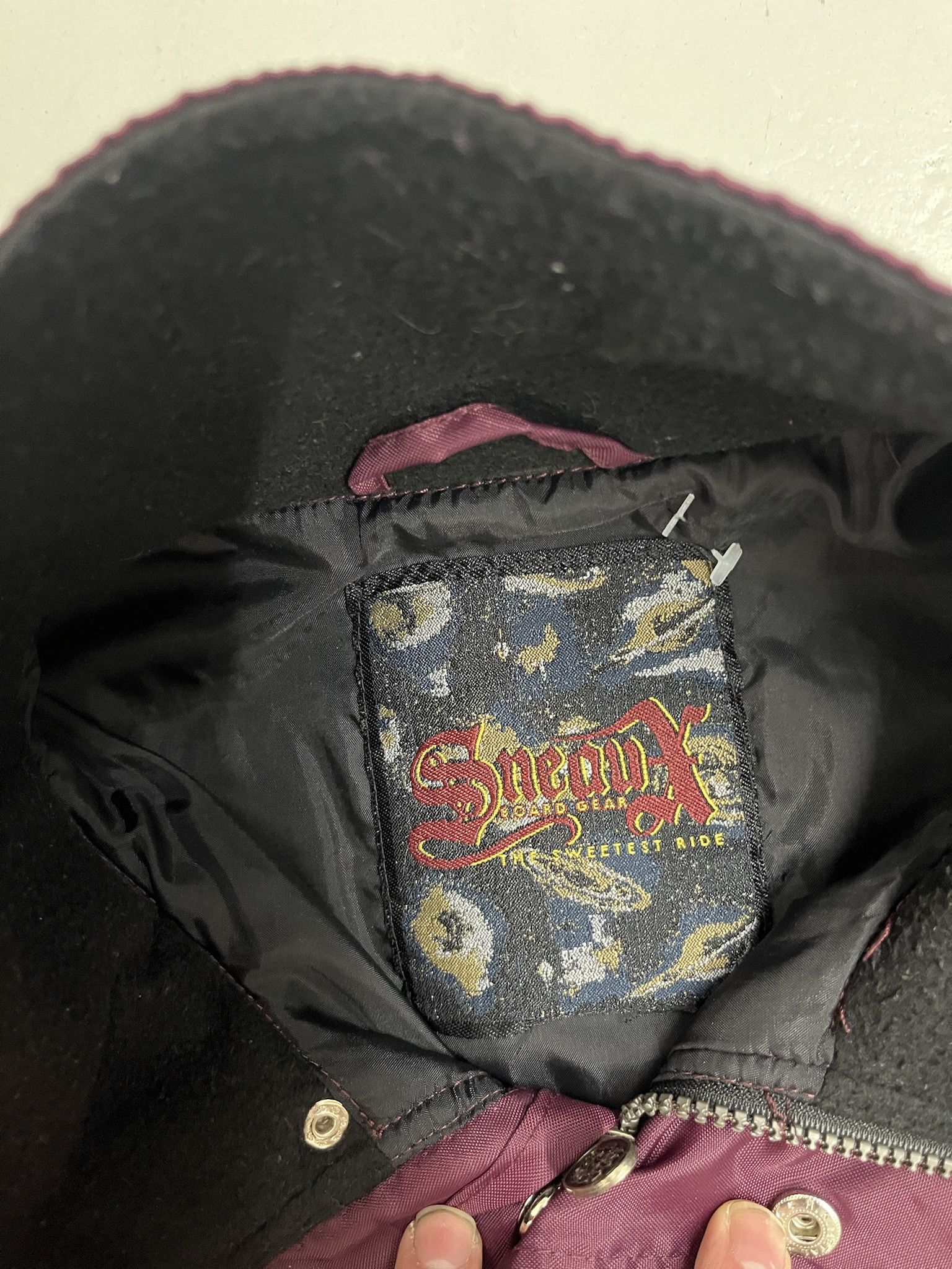 Vintage Vintage 2000s Sneaux Skii Snowboard Jacket Size L Size US L / EU 52-54 / 3 - 2 Thumbnail
