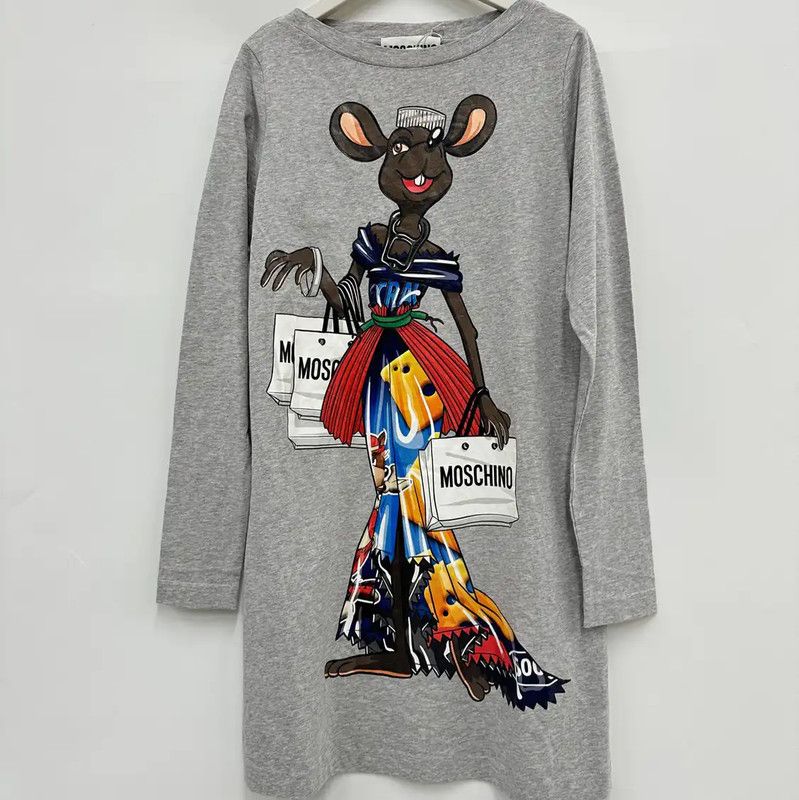 Moschino Moschino Long Sleeve Graphic T-Shirt for Women 0089 Size XS / US 0-2 / IT 36-38 - 2 Thumbnail