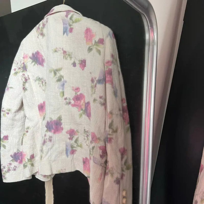 Moschino Moschino Women's Pink Floral Jacket 0089 Size S / US 4 / IT 40 - 3 Thumbnail