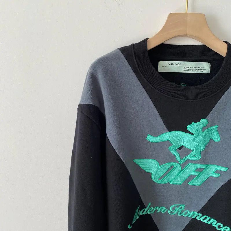 Off-White Off-White Modern Romance Long Sleeve Sweatshirt 0089 Size M / US 6-8 / IT 42-44 - 3 Thumbnail