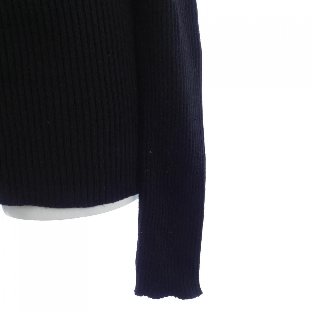 Prada Prada Prada Knitwear Others Tops DNA945S2211YKU DUTY FREE for USA Size ONE SIZE - 6 Thumbnail