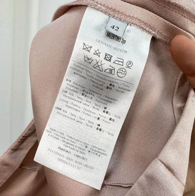 Valentino Valentino Summer Lilac Silk Logo Women’s Shorts 0089 Size 30" / US 8 / IT 44 - 6 Thumbnail