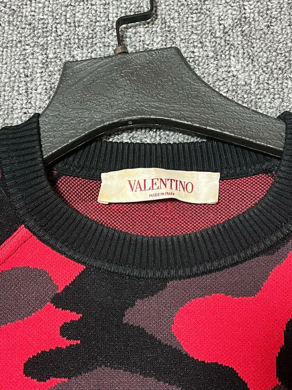 Valentino Valentino Red Camouflage Women's Sweatshirt 0089 Size M / US 6-8 / IT 42-44 - 4 Thumbnail
