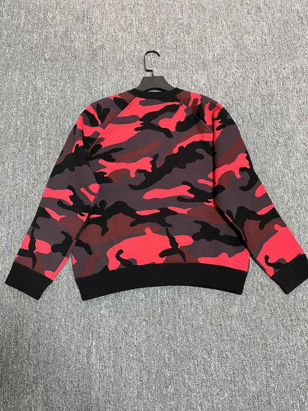 Valentino Valentino Red Camouflage Women's Sweatshirt 0089 Size M / US 6-8 / IT 42-44 - 2 Thumbnail