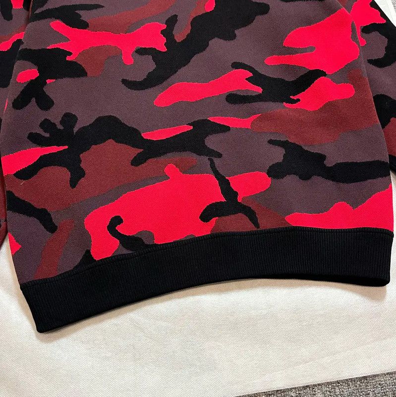 Valentino Valentino Red Camo Sweatshirt for Women 0089 Size M / US 6-8 / IT 42-44 - 5 Thumbnail
