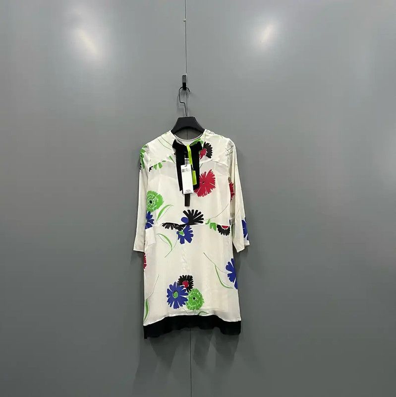Valentino Valentino Summer White Floral Midi Dress 0089 Size ONE SIZE - 2 Thumbnail