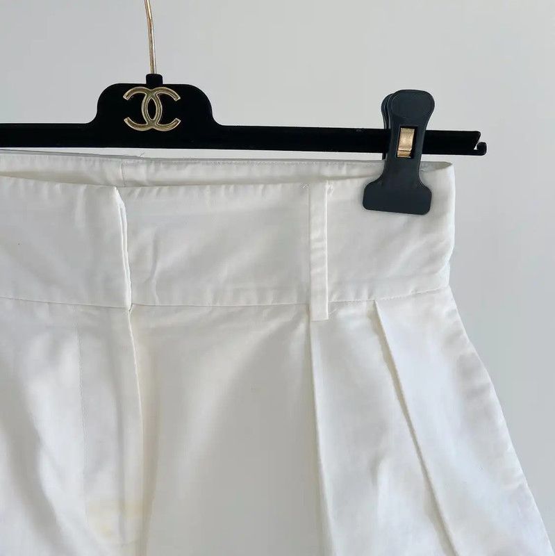 Valentino Valentino White Cotton Women's Shorts 0089 Size 30" / US 8 / IT 44 - 3 Thumbnail
