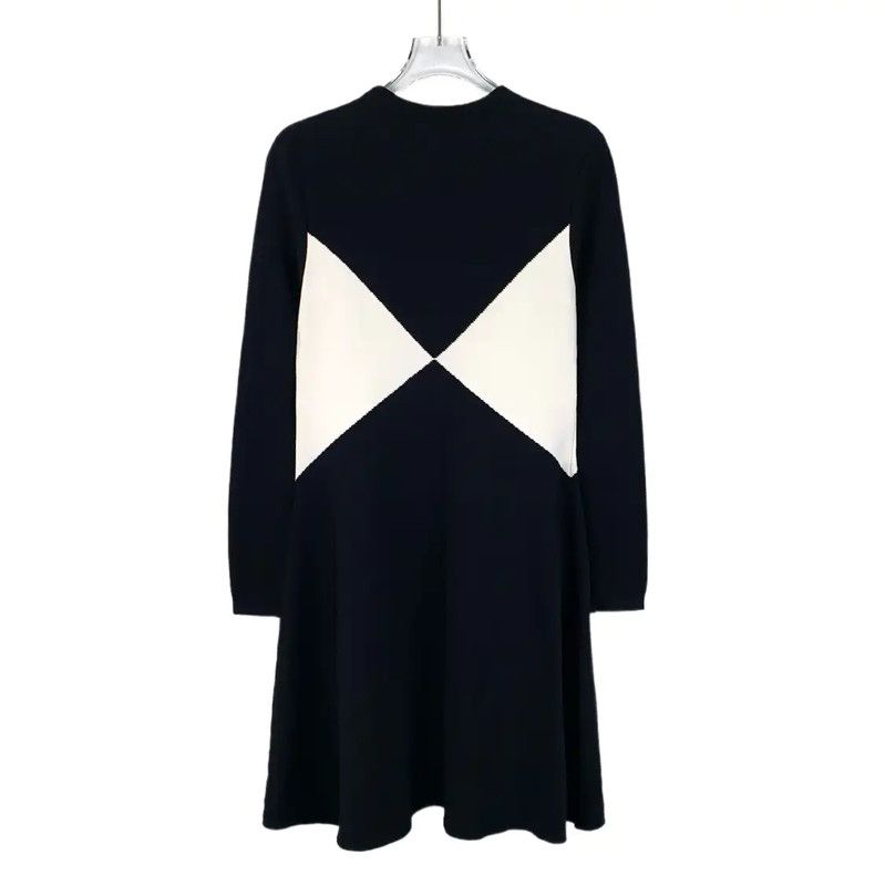 Valentino Valentino Black Midi Dress with White Detailing 0089 Size M / US 6-8 / IT 42-44 - 2 Thumbnail