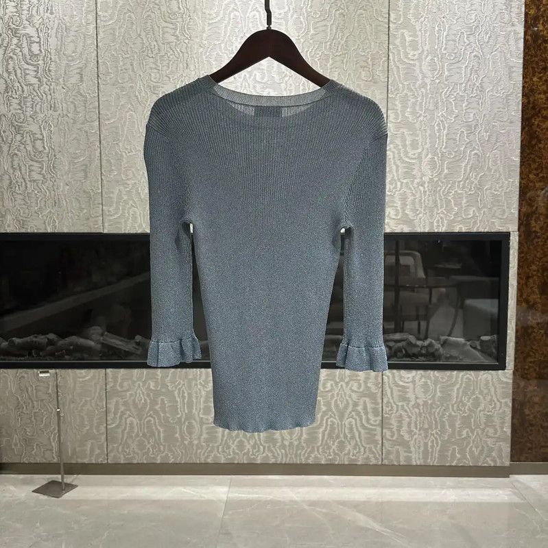 Valentino Valentino Silver Knit Sweater for Women 0089 Size S / US 4 / IT 40 - 2 Thumbnail