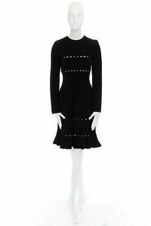 Alaia ALAIA black textured chenille cutout fluted hem bodycon dress US8 UK12 IT44 FR40 Size M / US 6-8 / IT 42-44 - 11 Thumbnail