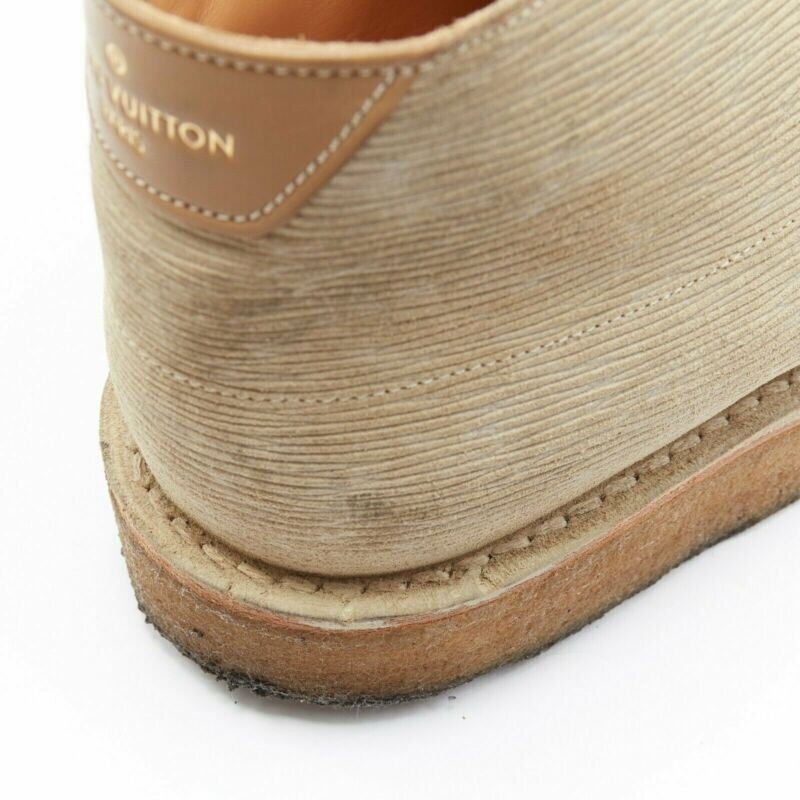 Louis Vuitton LOUIS VUITTON taupe sand epi suede crepe sole ankle desert boot UK5 EU39 Size US 6 / EU 39 - 9 Thumbnail