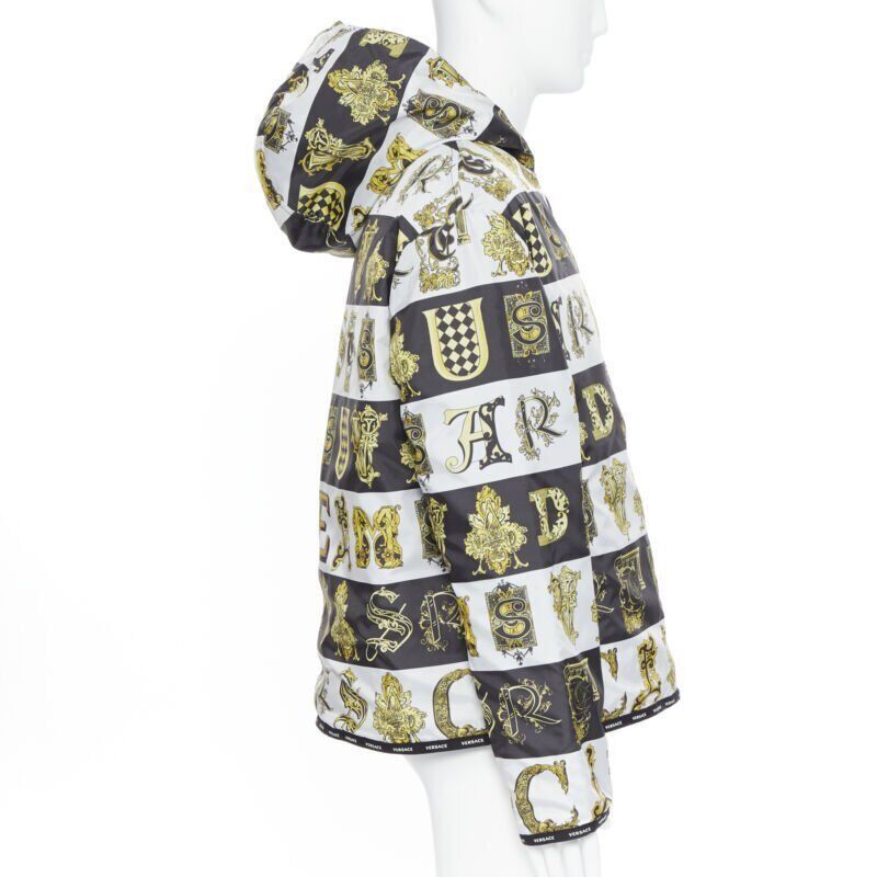 Versace new VERSACE Reversible Baroque Alphabet black gold print quilted jacket IT54 2XL Size US XXL / EU 58 / 5 - 4 Thumbnail