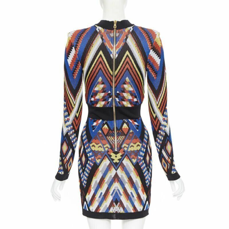 Balmain new BALMAIN Runway ethnic tribal knitted lace V-neck bodycon mini dress FR38 M Size S / US 4 / IT 40 - 5 Thumbnail