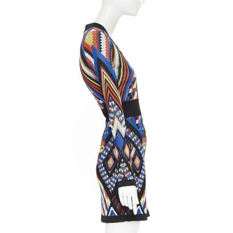 Balmain new BALMAIN Runway ethnic tribal knitted lace V-neck bodycon mini dress FR38 M Size S / US 4 / IT 40 - 4 Thumbnail