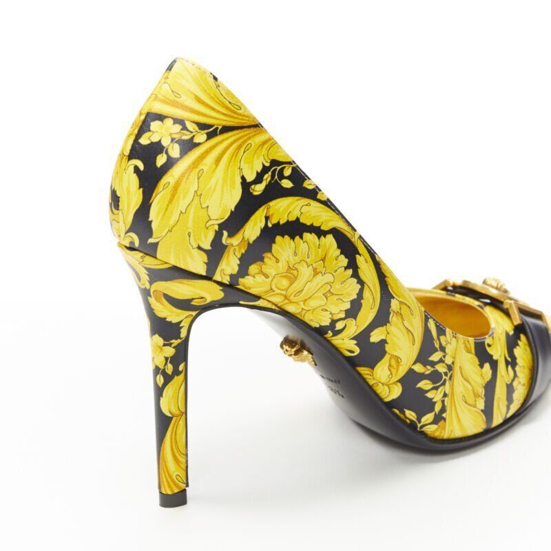 Versace new VERSACE 1992 Tribute Baroque Hibiscus barocco Medusa leather pump EU36.5 Size US 6.5 / IT 36.5 - 9 Thumbnail
