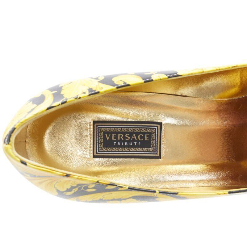 Versace new VERSACE 1992 Tribute Baroque Hibiscus barocco Medusa leather pump EU36.5 Size US 6.5 / IT 36.5 - 10 Thumbnail