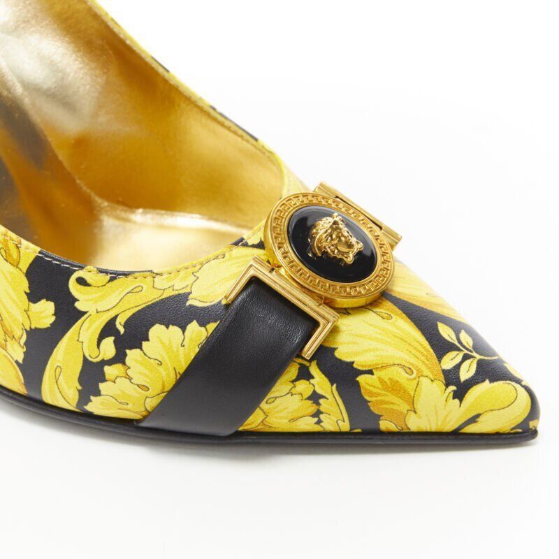 Versace new VERSACE 1992 Tribute Baroque Hibiscus barocco Medusa leather pump EU36.5 Size US 6.5 / IT 36.5 - 8 Thumbnail