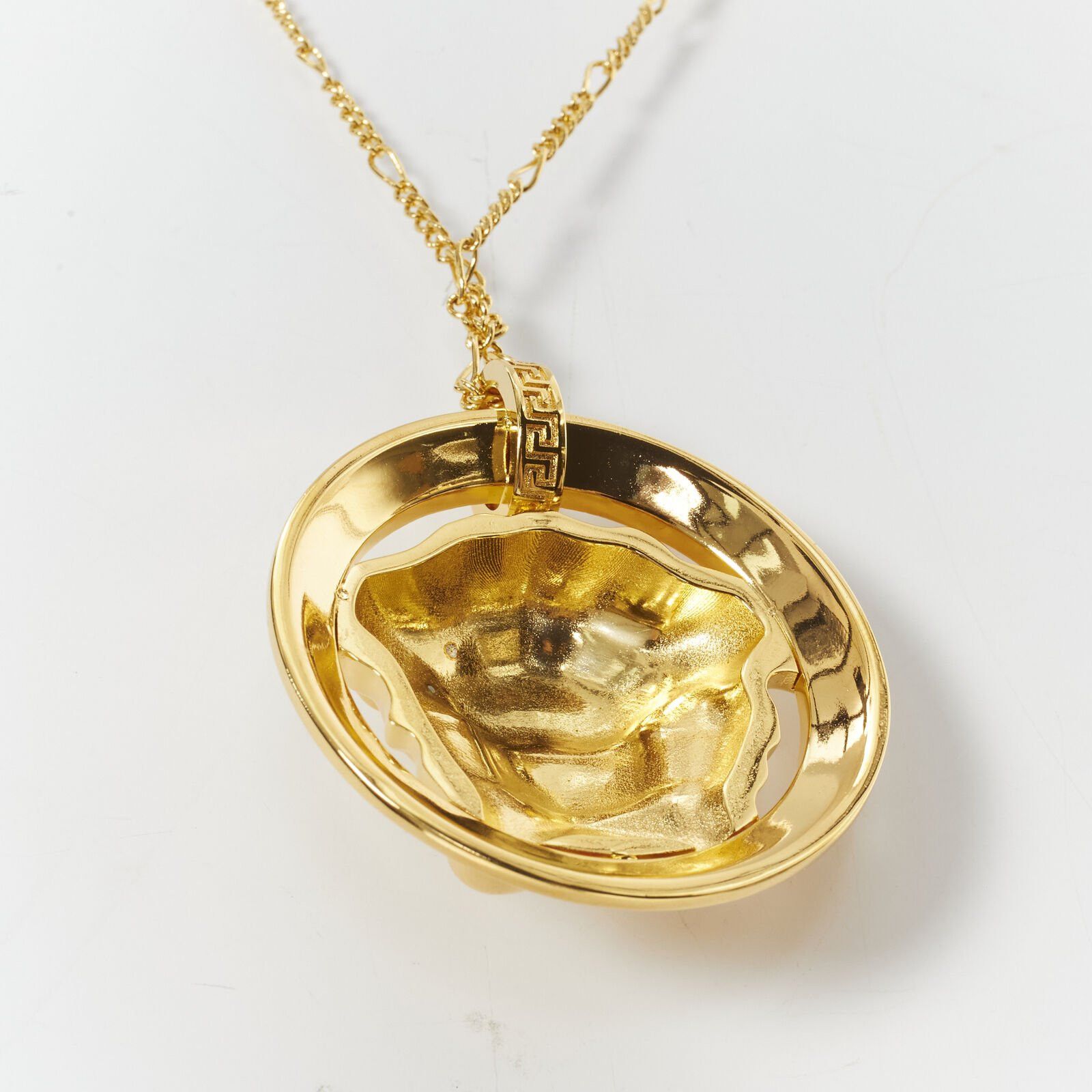 Versace VERSACE Medusa Greca coin medallion gold tone nickel short necklace Size ONE SIZE - 8 Thumbnail