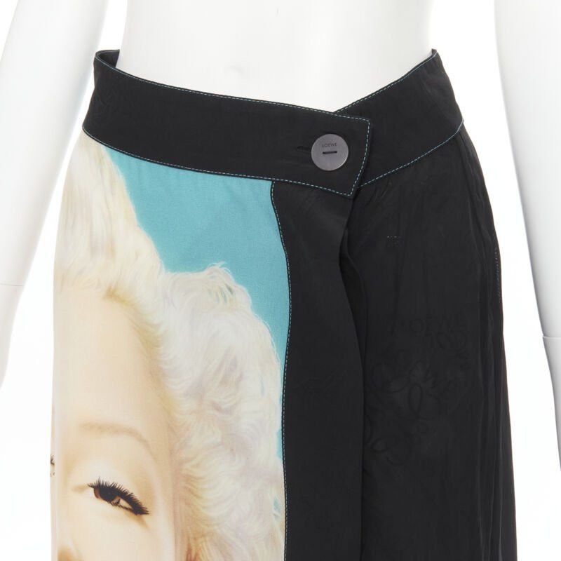 Loewe rare LOEWE Pop Art lady portrait photo print crystal embellished wrap skirt FR36 XS Size 27" / US 4 / IT 40 - 6 Thumbnail