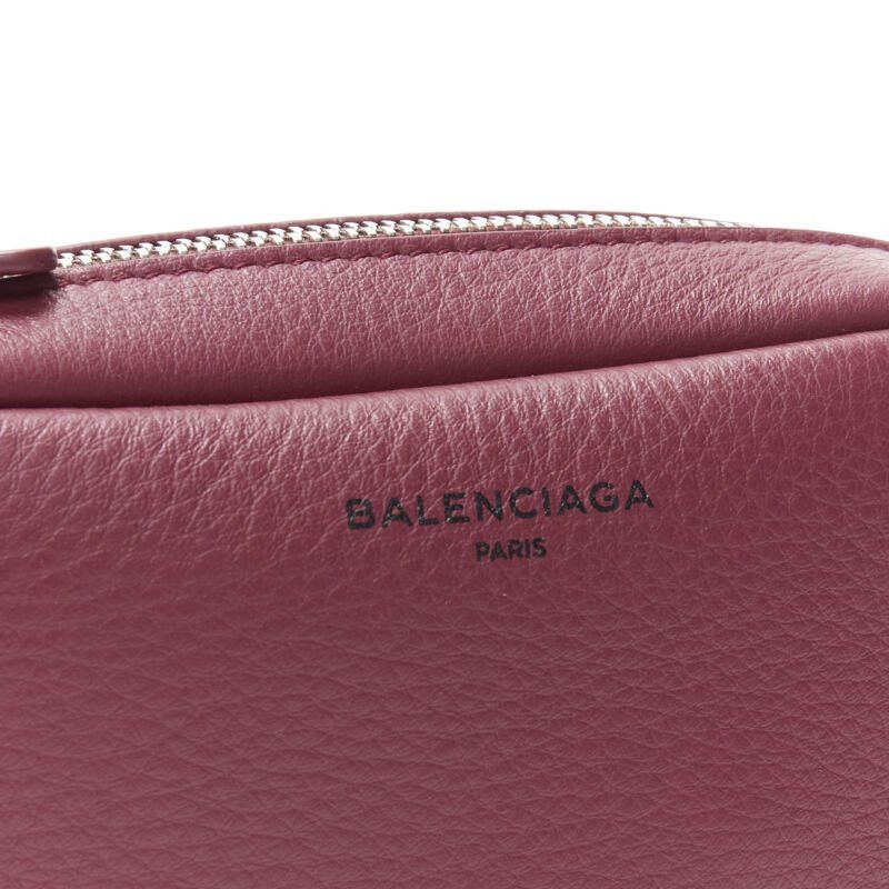 Balenciaga new BALENCIAGA Demna Everyday Camera XS burgundy red logo camera crossbody bag Size ONE SIZE - 7 Thumbnail