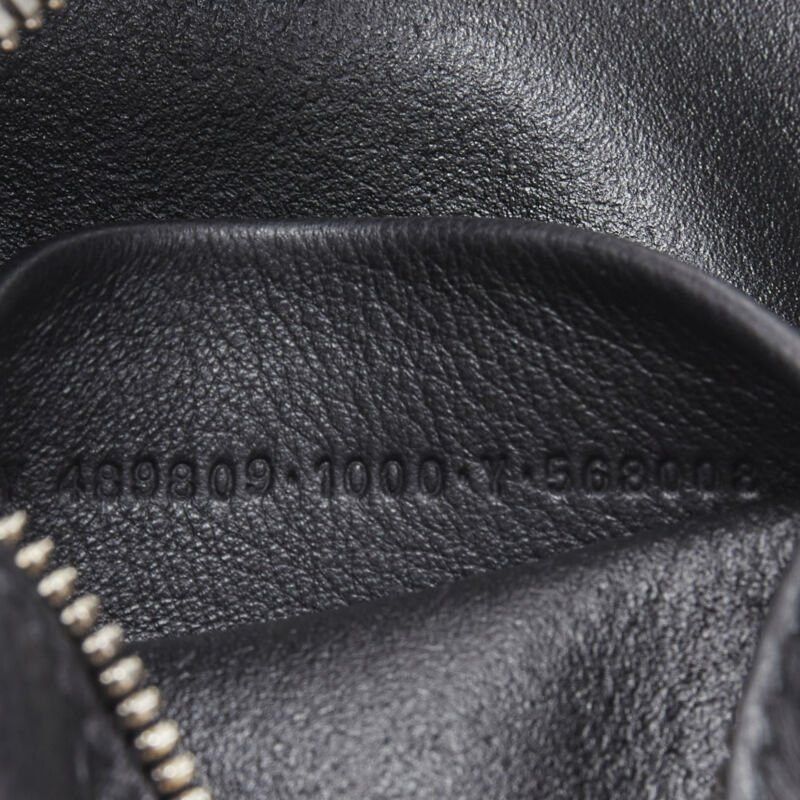 Balenciaga new BALENCIAGA Demna Everyday Camera XS black leather logo print crossbody bag Size ONE SIZE - 12 Thumbnail