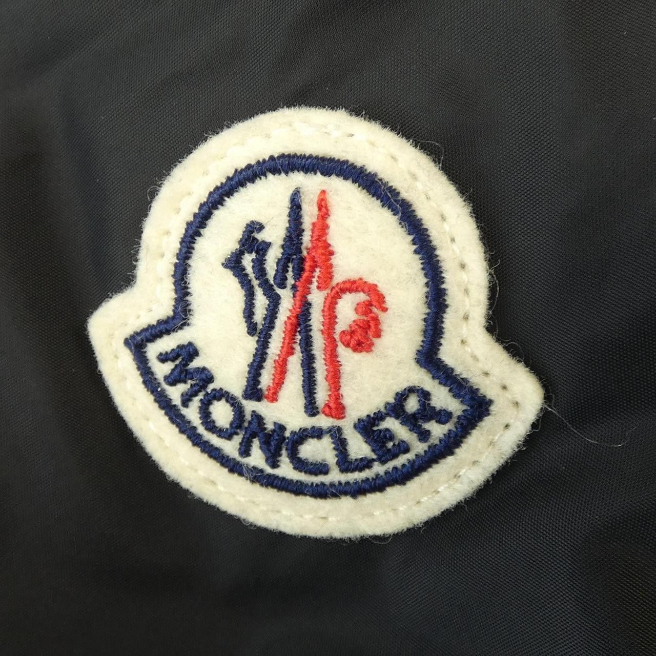 Moncler Moncler Moncler GLOAS Down Jacket Others Outerwear GLOAS DUTY FREE for USA Size ONE SIZE - 8 Thumbnail