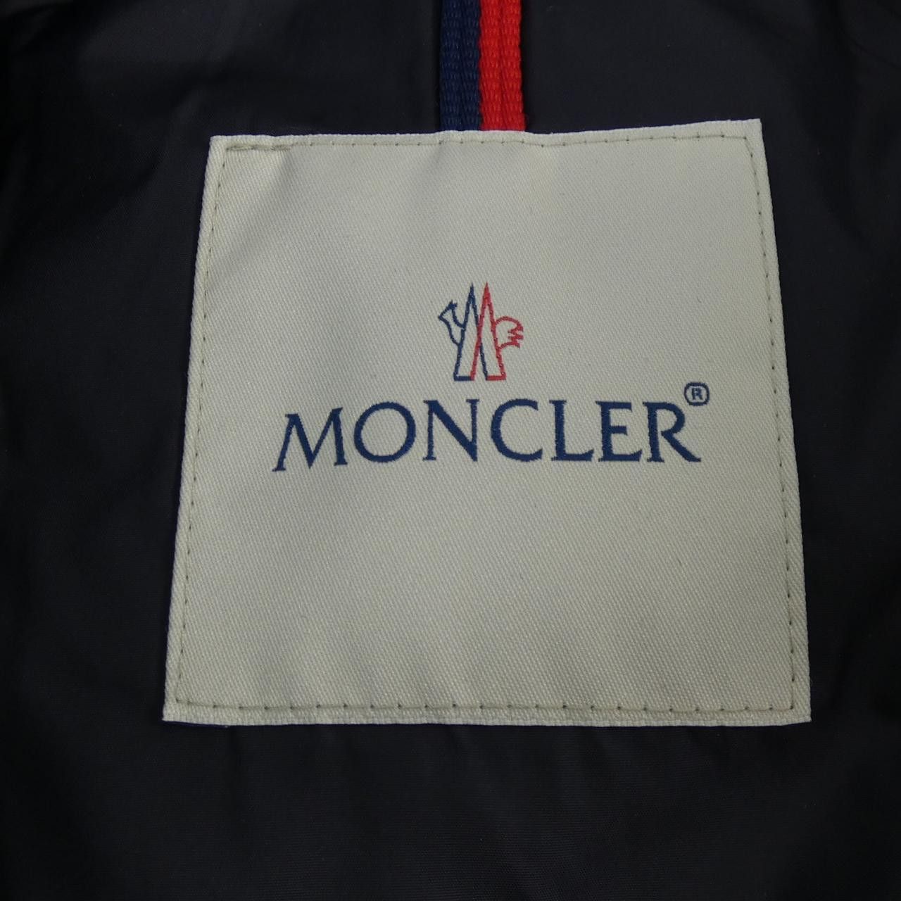 Moncler Moncler Moncler CLUNY Down Jacket Others Outerwear CLUNY DUTY FREE for USA Size ONE SIZE - 5 Thumbnail