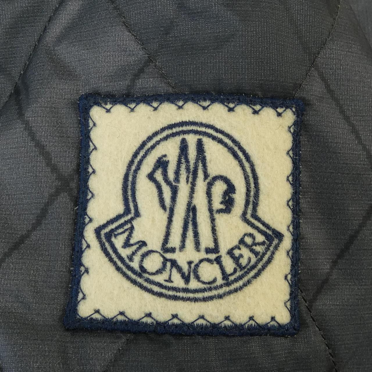 Moncler Moncler Moncler Gammebleu Down Jacket Others Outerwear 23913000001 DUTY FREE for USA Size ONE SIZE - 8 Thumbnail