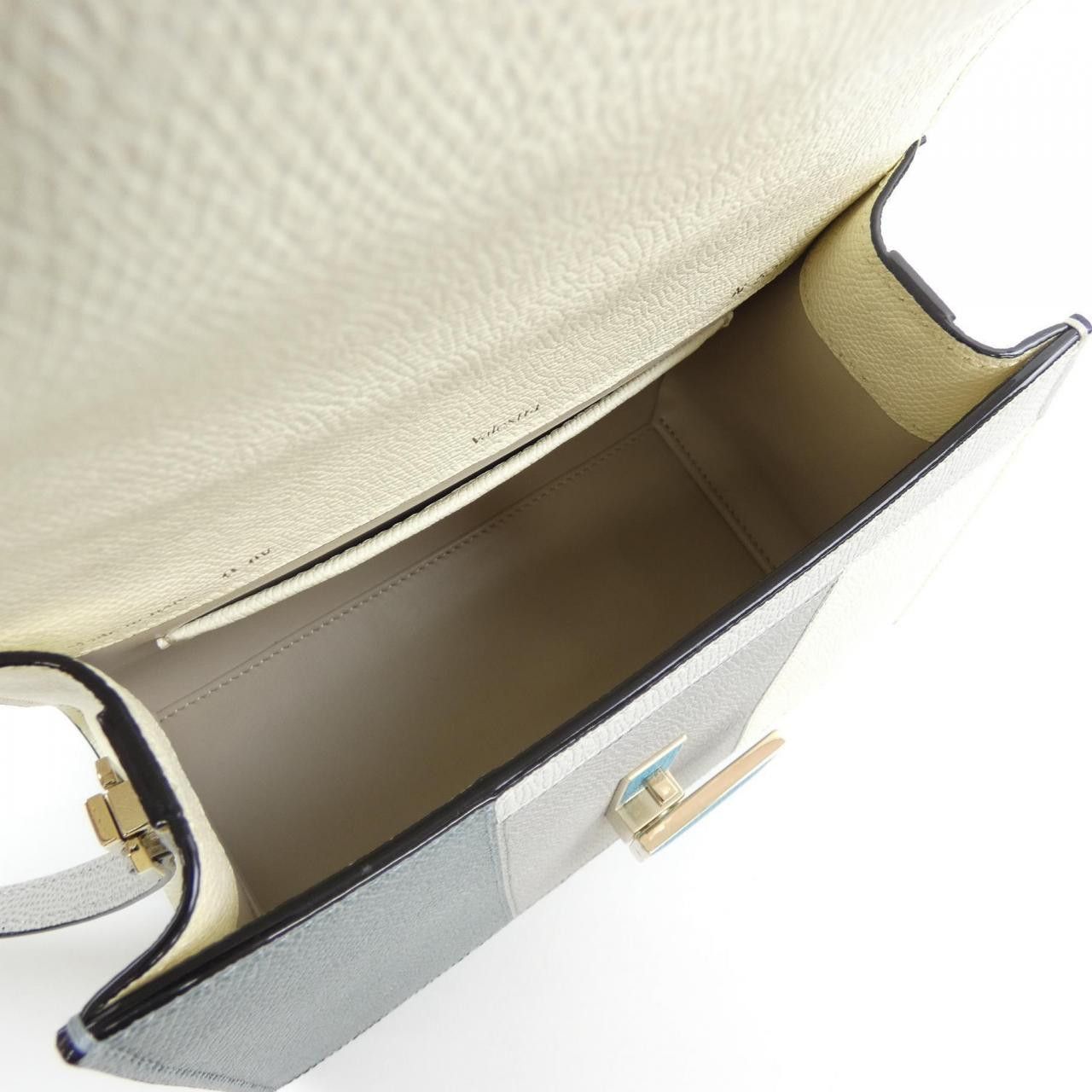Valextra Valextra Valextra Calfskin Bag Leather Crossbody Bag WBES0036358IOC99 DUTY FREE for USA Size ONE SIZE - 6 Thumbnail