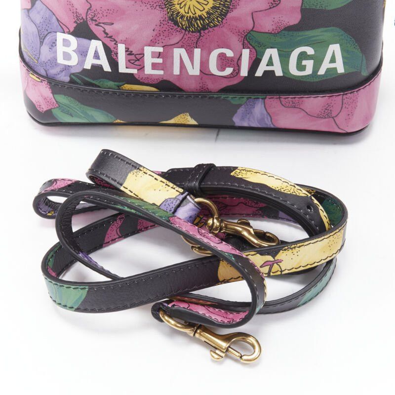 Balenciaga new BALENCIAGA Ville XXS black floral logo print top handle crossbody bag Size ONE SIZE - 9 Thumbnail