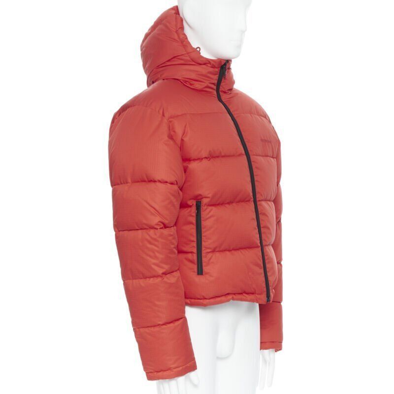 Balenciaga new BALENCIAGA DEMNA red nylon logo cropped zip down puffer jacket EU48 M Size US M / EU 48-50 / 2 - 4 Thumbnail