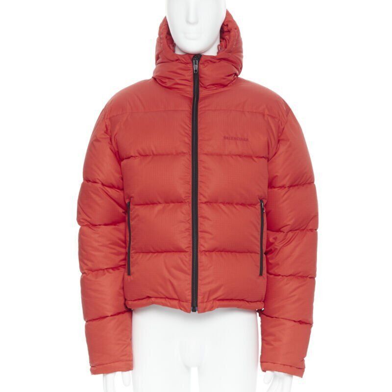 Balenciaga new BALENCIAGA DEMNA red nylon logo cropped zip down puffer jacket EU48 M Size US M / EU 48-50 / 2 - 3 Thumbnail