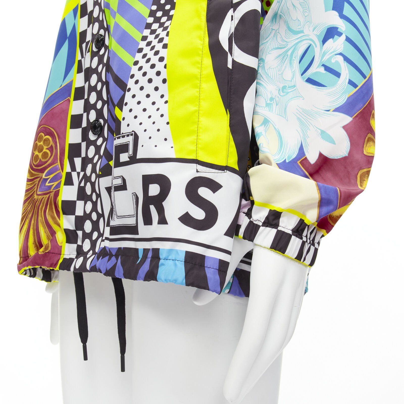 Versace VERSACE 2020 Runway Pop Temple print nylon windbreaker shirt jacket EU50 L Size US L / EU 52-54 / 3 - 7 Thumbnail