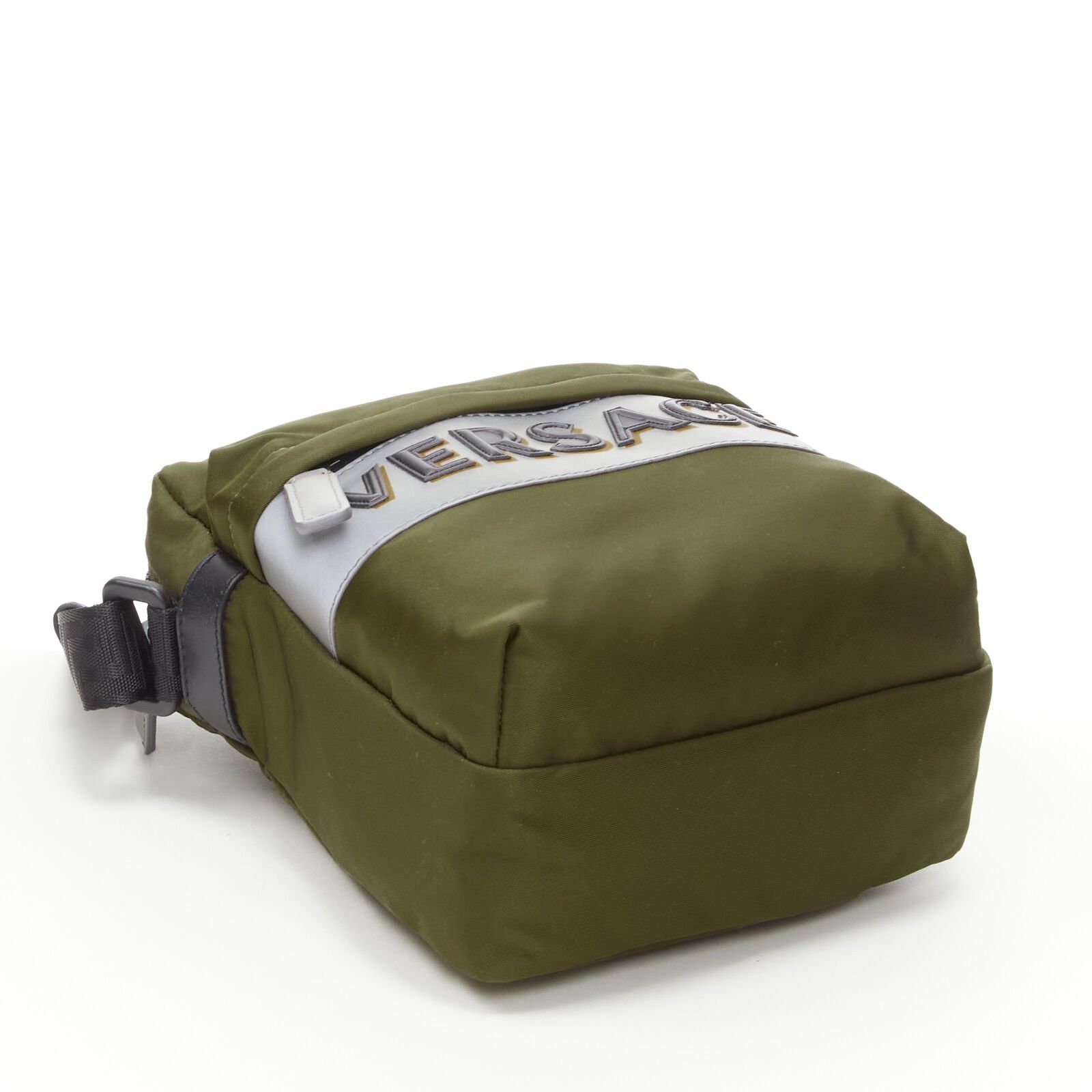 Versace VERSACE reflective logo green nylon Greca strap crossbody messenger bag Size ONE SIZE - 6 Thumbnail