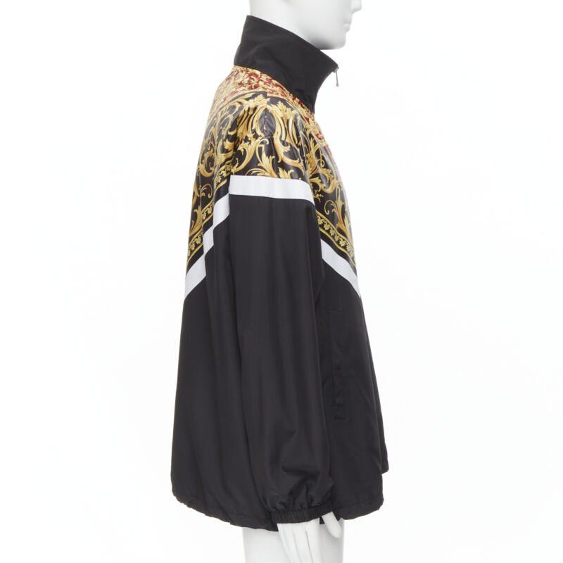 Versace VERSACE Le Pop Classique black red Barocco print nylon track jacket IT52 XL Size US XL / EU 56 / 4 - 5 Thumbnail