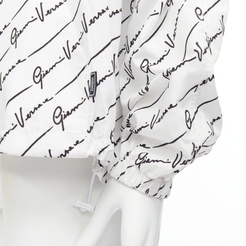 Versace new VERSACE Gianni Signature white black nylon hooded windbreaker jacket IT46 S Size US S / EU 44-46 / 1 - 2 Thumbnail