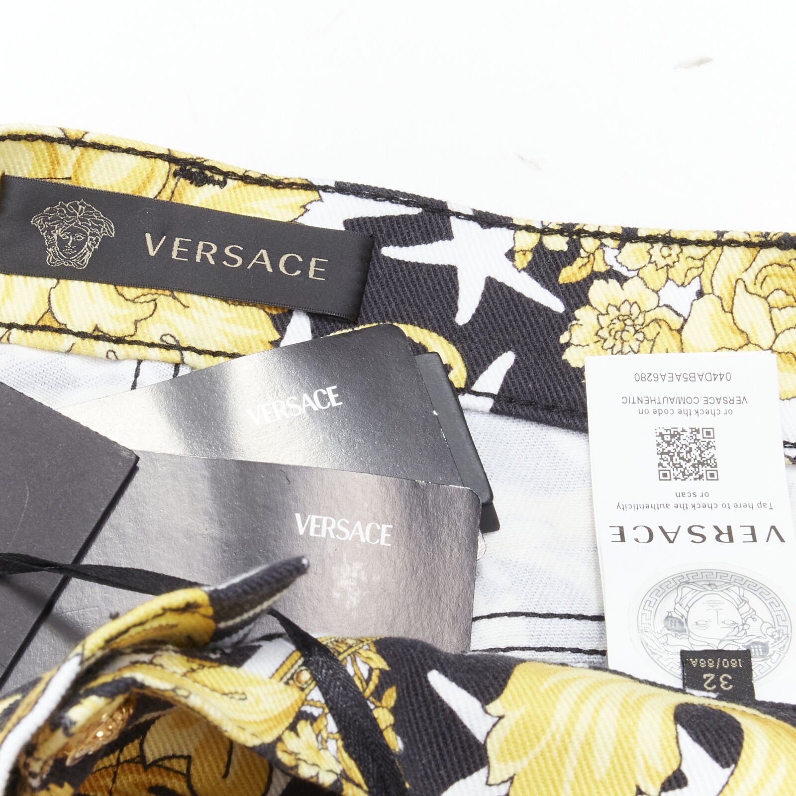 Versace new VERSACE 2019 Runway Savage Barocco gold Medusa stud jeans IT32 Size US 30 / EU 46 - 9 Thumbnail
