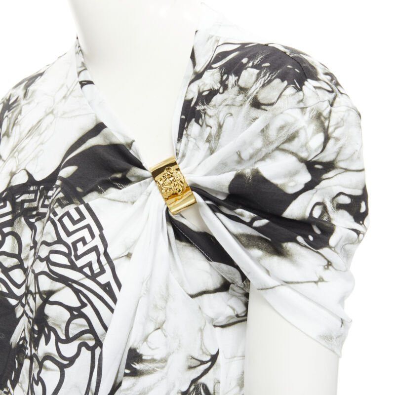 Versace new VERSACE Medusa gold ring marble black white tie dye tshirt IT38 S Size XS / US 0-2 / IT 36-38 - 3 Thumbnail