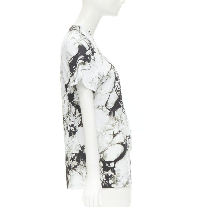 Versace new VERSACE Medusa gold ring marble black white tie dye tshirt IT38 S Size XS / US 0-2 / IT 36-38 - 5 Thumbnail