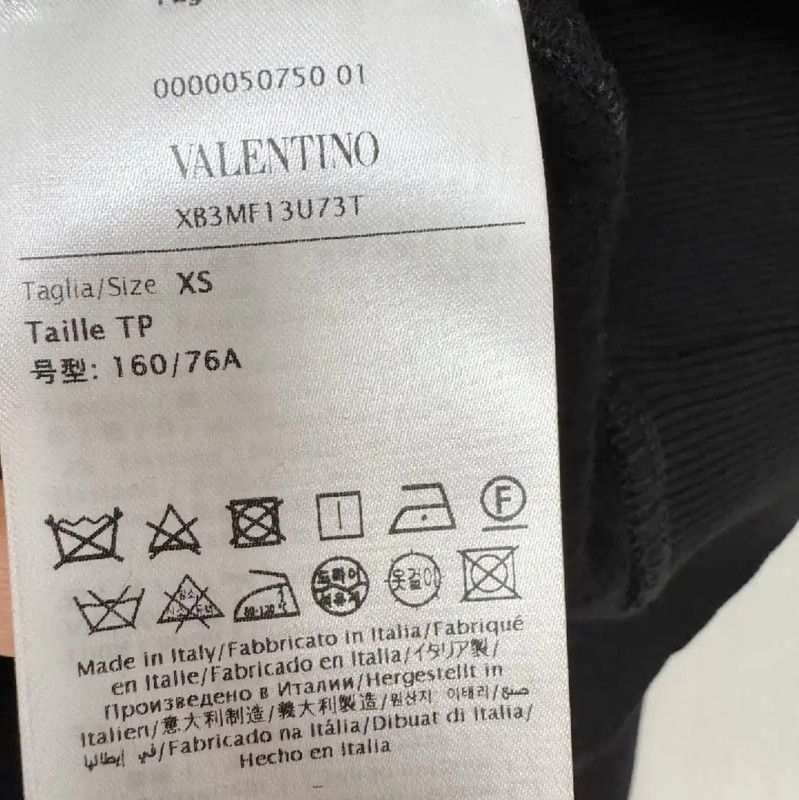 Valentino Valentino Black Long Sleeve Hoodie with Butterfly 0089 Size XS / US 0-2 / IT 36-38 - 6 Thumbnail