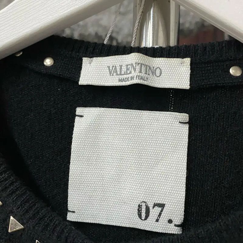 Valentino Valentino Black Long Sleeve Cardigan for Women 0089 Size S / US 4 / IT 40 - 5 Thumbnail