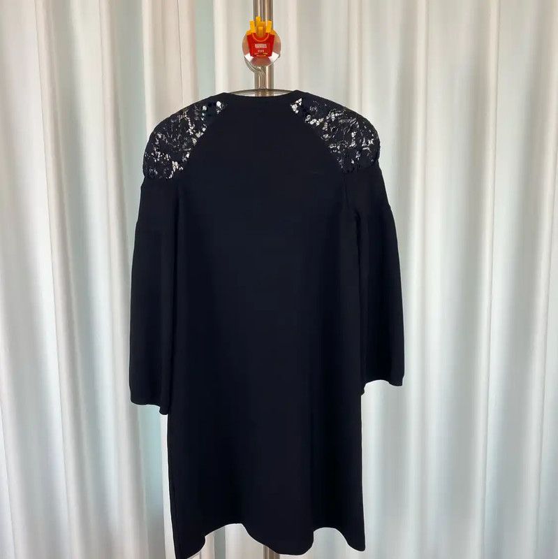 Valentino Valentino Black Knit Dress with Lace Details 0089 Size M / US 6-8 / IT 42-44 - 2 Thumbnail