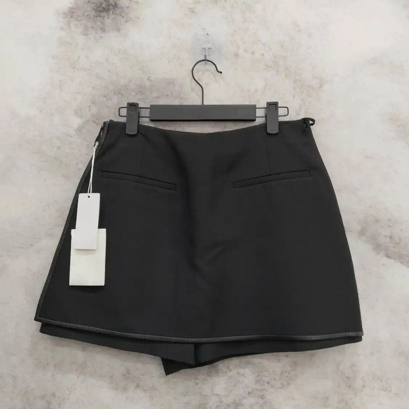 Valentino Valentino Black A-Line Skirt in Size L 0089 Size 36" / US 14 / IT 50 - 2 Thumbnail