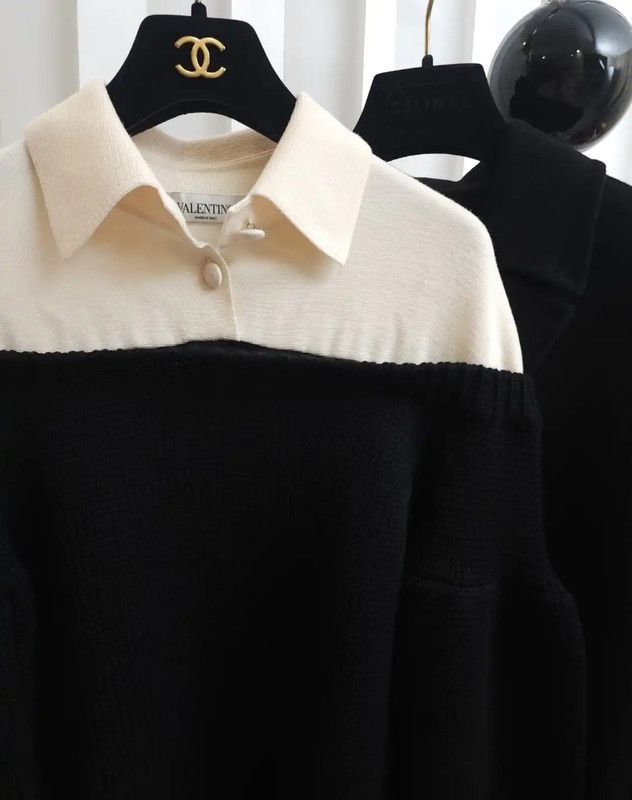 Valentino Valentino Black Wool Long Sleeve Sweater 0089 Size M / US 6-8 / IT 42-44 - 5 Thumbnail
