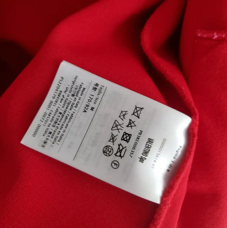 Valentino Valentino Red Logo Jacket for Women 0089 Size M / US 6-8 / IT 42-44 - 6 Thumbnail