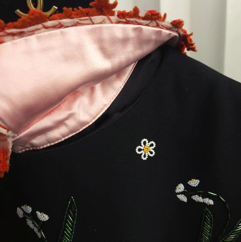 Valentino Valentino Black Wool Short Sleeve Embroidered Shirt 0089 Size M / US 6-8 / IT 42-44 - 4 Thumbnail