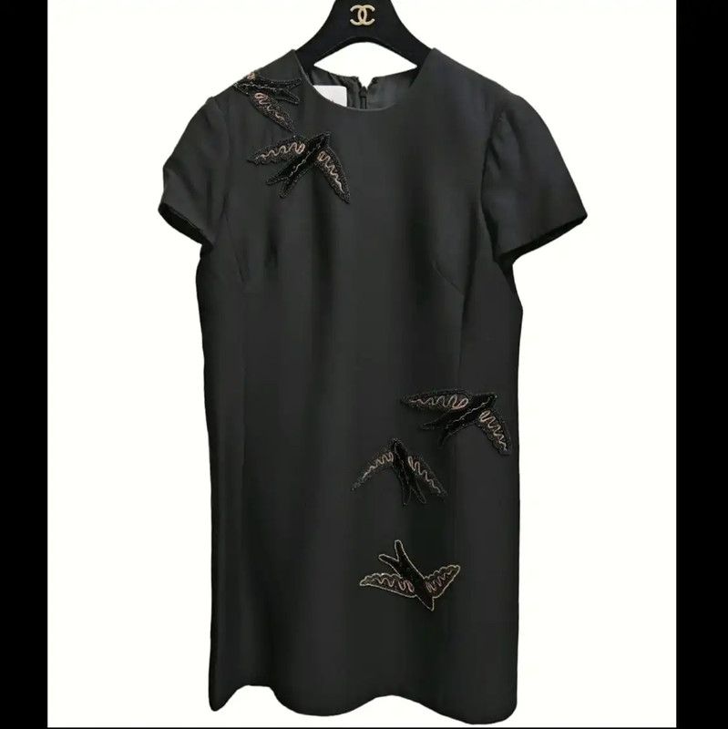 Valentino Valentino Short Sleeve Wool Dress with Embroidery 0089 Size S / US 4 / IT 40 - 2 Thumbnail